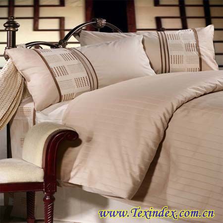 �P�Ҵ�������סŮ���_��