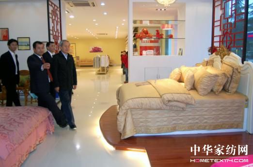 ����ޕ�(hu��)�L(zh��ng)���^�t���Ҽ���Ş��