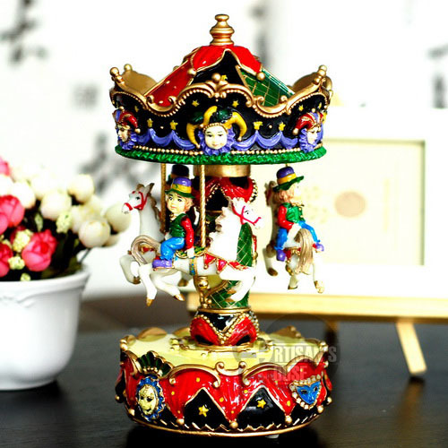 �W�����۵ĉ�(m��ng)�����D(zhu��n)ľ�R������