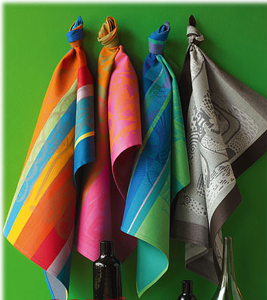 �ͽ���ˇ��(y��u)���������{������