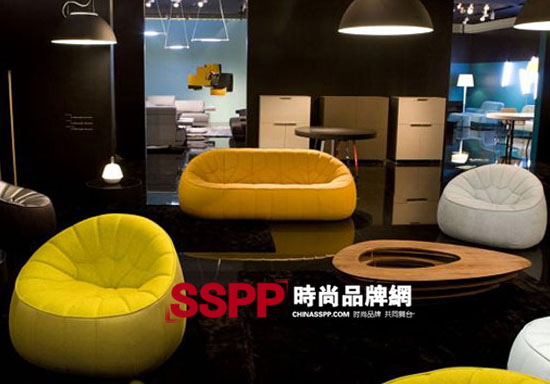 ligneroset����չ�ς��fƷ�ƌ�(xi��)���L(f��ng)��