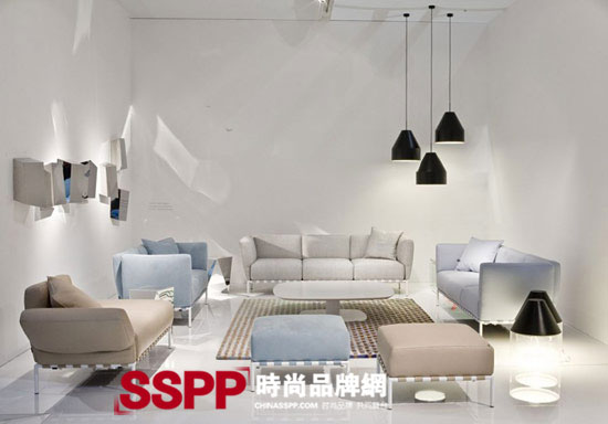 ligneroset����չ�ς��fƷ�ƌ����L(f��ng)��