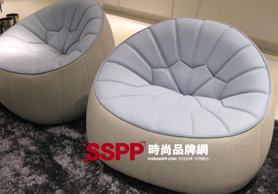 ligneroset����չ�ς��fƷ�ƌ����L��