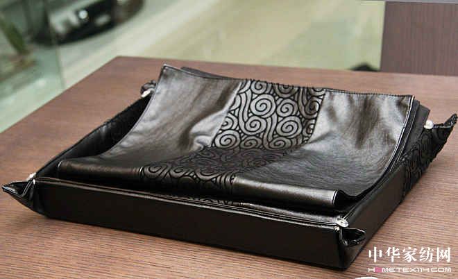 �L�����s��@�ռ{��