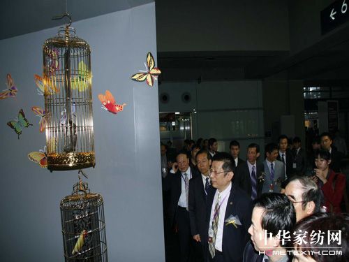 ��Ӣ�C�ʹ���ܛ�b����A