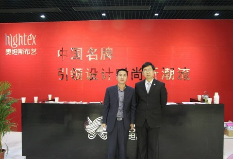 �W̹˹���Tӭ�e һչ���L(f��ng)��