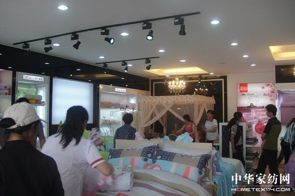 ��ܰ�Շ�չ�F(xi��n)���m�½�������