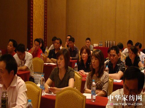 �Ϸ�����A�|�؅^(q��)�������̕�(hu��)�e�k