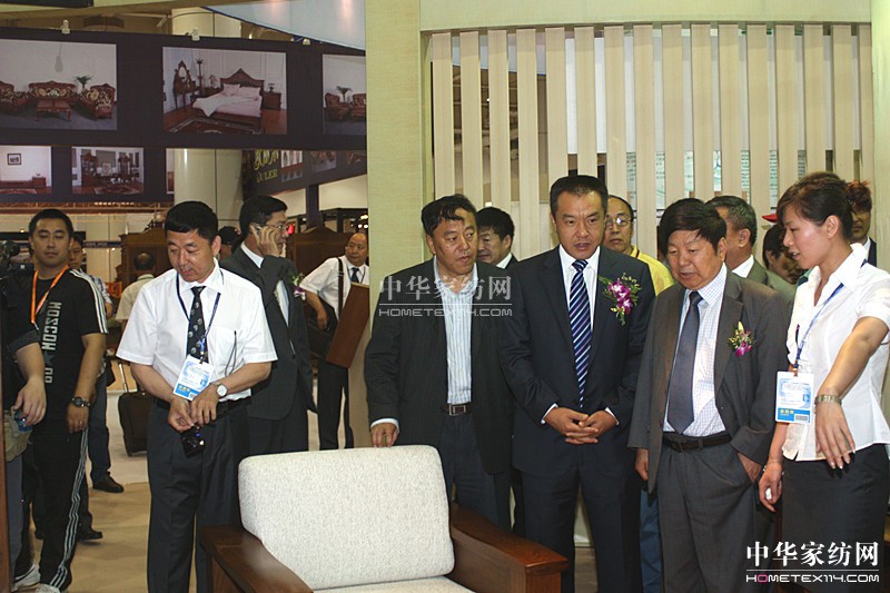 �Ї�(gu��)��(gu��)�H�Ҿ�չ�A�M�]Ļ