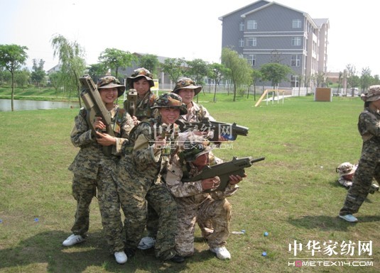 ���z�Ҽ�����W���͈F�