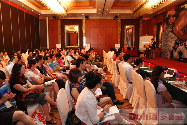 ��ϲ��2011�ɶ�ؔ(c��i)�������(hu��)��Ļ