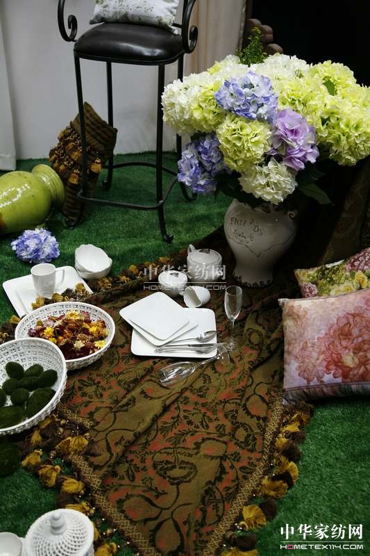 ���A֮��������Ȼ����¶