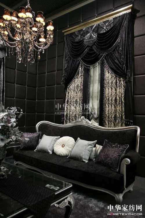 ���ڇ��H�Ҽ���ˇ�߼Ҿ��Ʒչ�[��