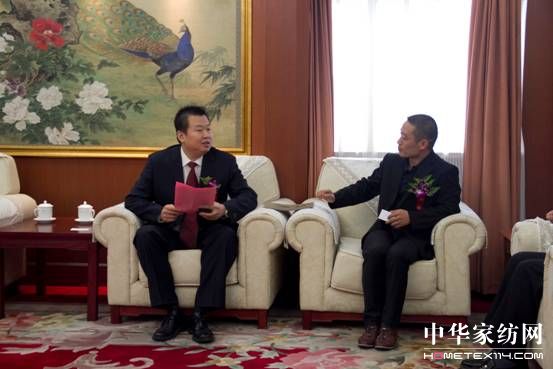 �Ї�������̼�D���c�ɳ��m(x��)�l(f��)չ���