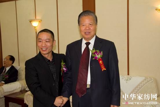 �Ї�������̼�D���c�ɳ��m(x��)�l(f��)չ���