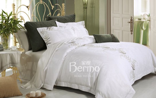 ���z��80��Ľ^ɫ�P��֮��Ȼ���_�L(f��ng)