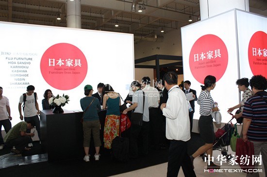 ��ȫ��(gu��)�Ҿ��N(xi��o)��(li��n)��������չ���B�Ҿ�չ