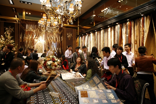 ʮ�fչ�^Ʒ�ƅR�ۼҾ��Ї�ʢ�r��ǰ����2012���������ڇ��H�Ҽ���ˇ�߼Ҿ��b�չ�[��(hu��)����3��¡�����_