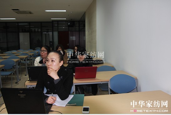 ���_�m�Ҽ����T�ؕ���Ӗ(x��n)��(hu��)������M(j��n)��