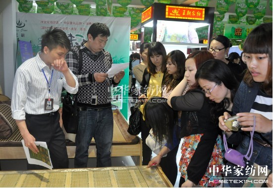 ������ϯ������L(f��ng)��ϯ��Ʒ�l(f��)�����A�M�Y(ji��)��