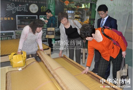 ������ϯ������L(f��ng)��ϯ��Ʒ�l(f��)�����A�M�Y(ji��)��