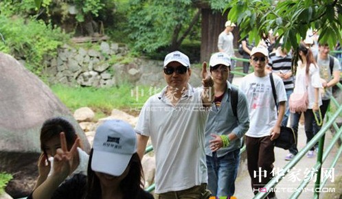 居夢(mèng)萊家紡浙西大峽谷拓展培訓(xùn)