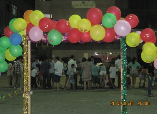 �� �h(yu��n)��•�A������һ��ͯ��(ji��)�H�ӻ�ӈA�M�Y(ji��)��