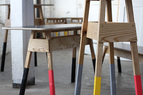 ���m�ӵ���������(d��ng)�Ą�(chu��ng)��ɫ��