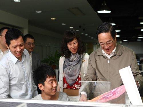 �Ϻ���ί��ӛ����ҕ���_�R����