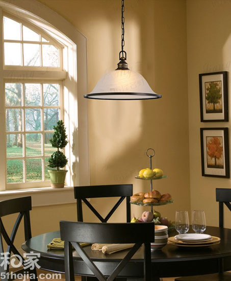 10����ɫ�Į���(f��)�ŵ��������Ҿӈ�(ch��ng)����(��)