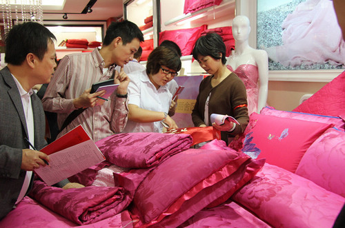 �����Ҽ�2012�ﶬ�a(ch��n)Ʒӆ؛��5��28���e��