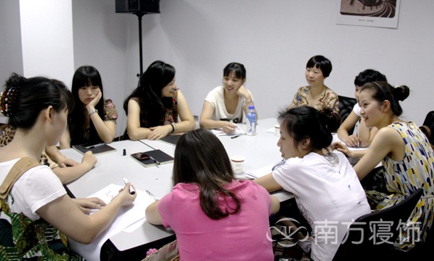 �Ϸ����2012��������ȠI(y��ng)�Nϵ�y(t��ng)��Ӗ(x��n)��(hu��)���_