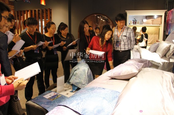 ����Ҽ������ɡ�ӆ؛��(hu��)�A�M�e��