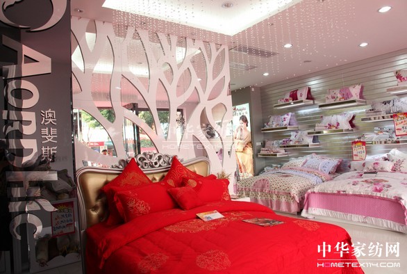 ���˹��(chu��ng)�����γ�Ʒ���L��