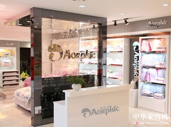 ���˹��(chu��ng)�����γ�Ʒ���L��