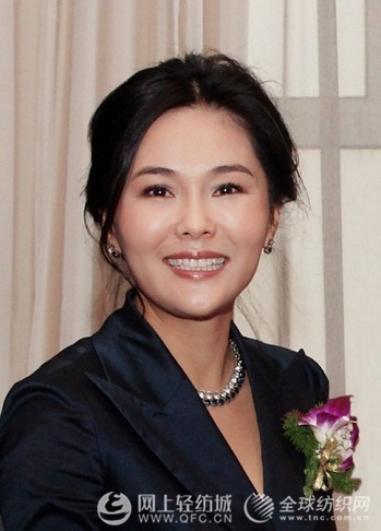 ����Ů������ϼ:����