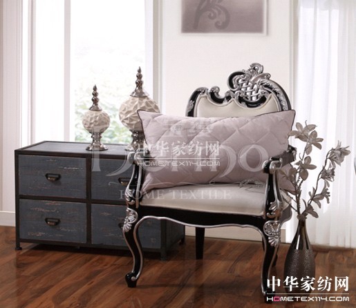 ���z�Ҽ����؝�(r��n)ľɫ�o(h��)֮�е�