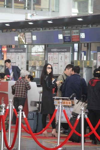 ��诬F(xi��n)��C(j��)��(ch��ng) �ɸ��M��̽��������