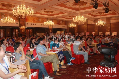 2013年晚美企業(yè)秋冬產(chǎn)品訂貨會開啟