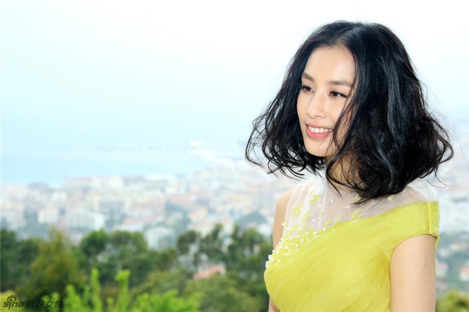 黃圣依戛納電影時(shí)尚之旅造型大盤點(diǎn)