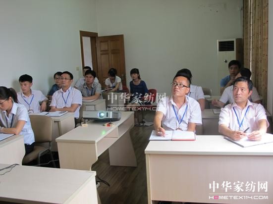 ���Z�żҼ���2013���n�����A��܇�󪄡����