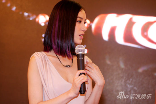 黃圣依持續(xù)關(guān)注病重女童 成其心靈導(dǎo)師