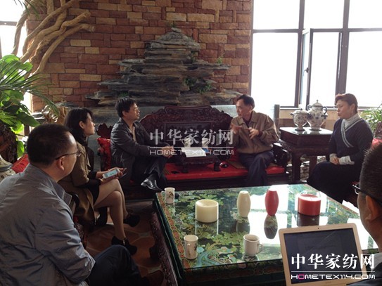 �t��ʿ�����L��(w��n)��У̽��У�������ģʽ