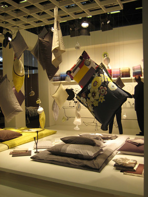 �Ҽ����u�괲Ʒ����з���