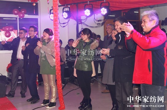 ��ϲ�B(ni��o)�Ҽ�Ԫ�����(hu��)�A�M���_(k��i)