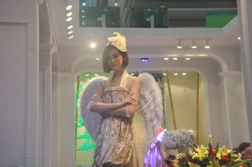 2014���ڼҼ�չ�ИI(y��)ӭ�����wܛ�b�r��