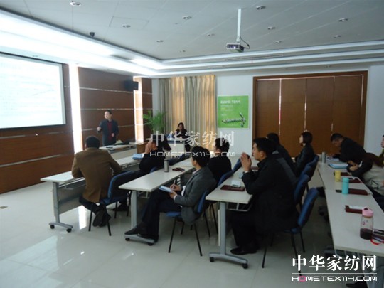 �ǌ��z��������(bi��o)���߃�(y��u)�㰸�������(hu��)