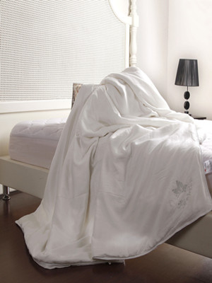 �Q�z���������еă�(y��u)�c(di��n)����Щ��