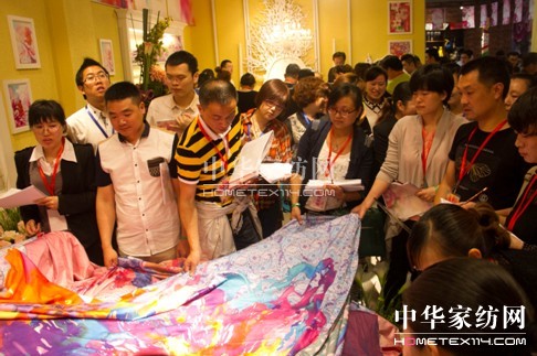 ����Ҽ�����ɫ��2014�ﶬ��؛��(hu��)�A�M�e��