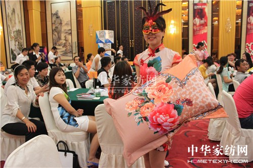 2014��ʥ���R�ﶬ��Ʒ�l(f��)�����gϲ���_